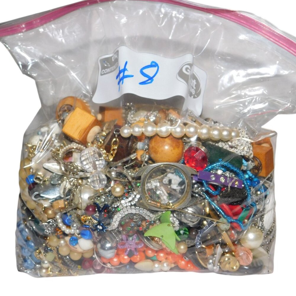 Jewelry Bag Over 4 lbs. Of Craft Jewelry & Beads